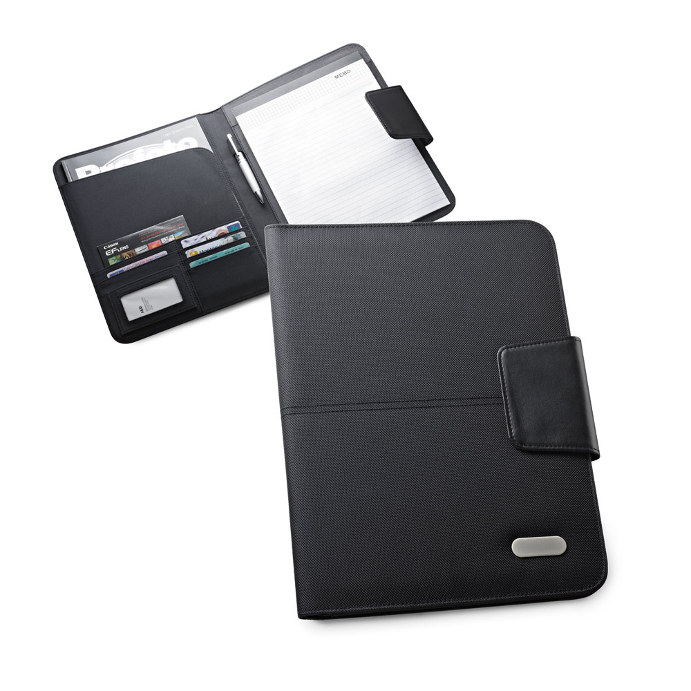 BOCAGE. Pasta A4 em c. sintético e 1680D com bloco de 40 páginas pautadas